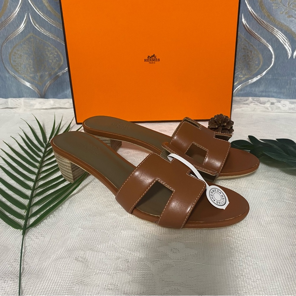 Hermes Brown Leather Heels with Sleek Design💕🍁💥🍇